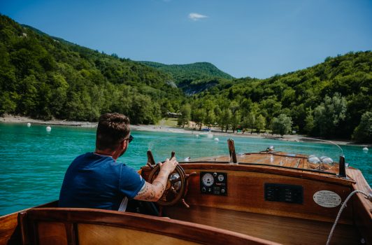 Bateau avec vue sur la Paillote